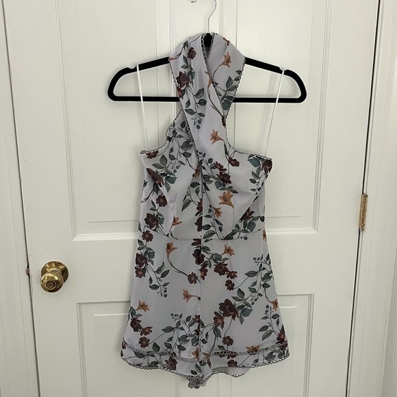 Keepsake Floral Romper - Picture 2 of 3